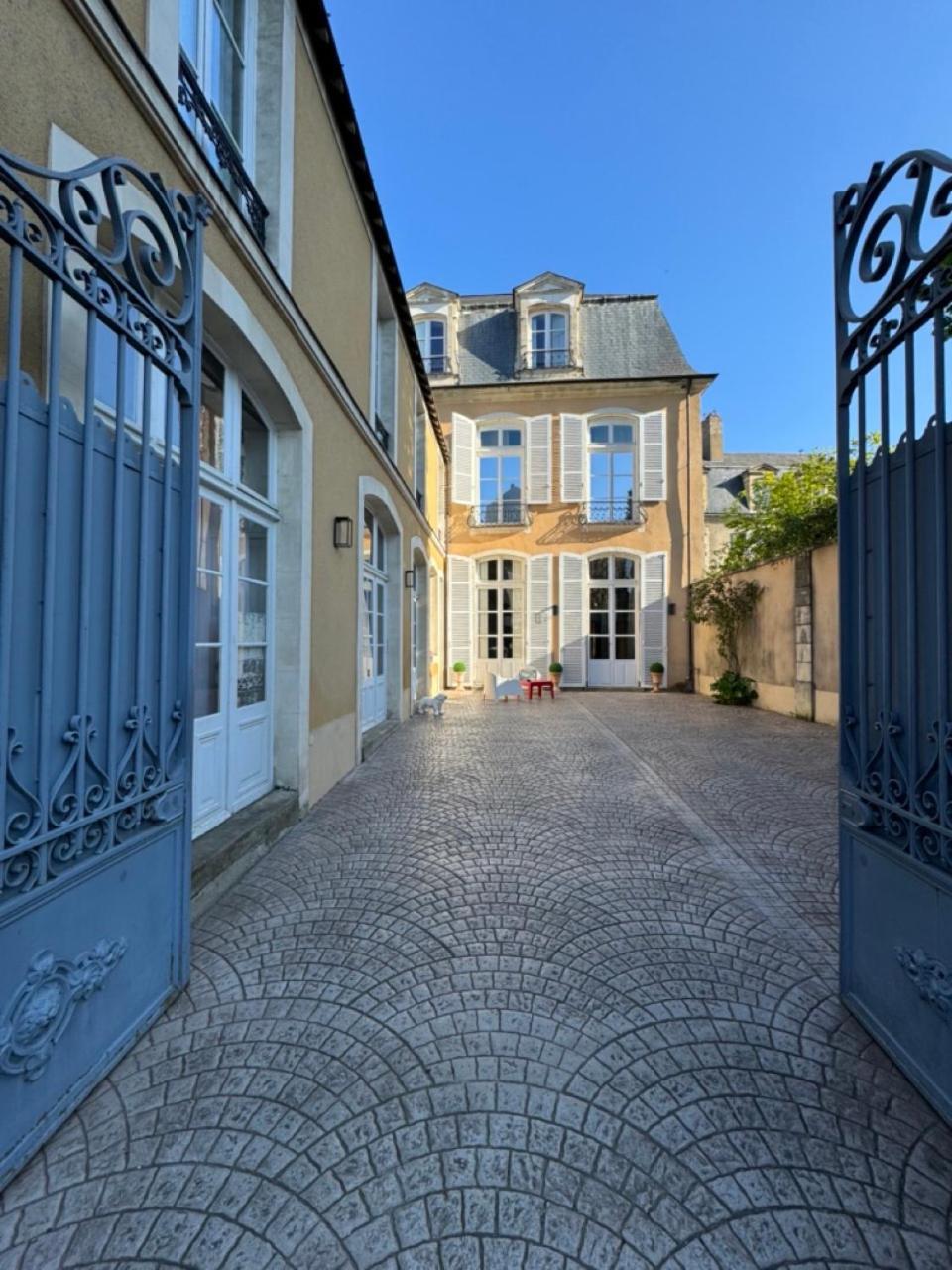Le Henri II Le Mans Exterior foto